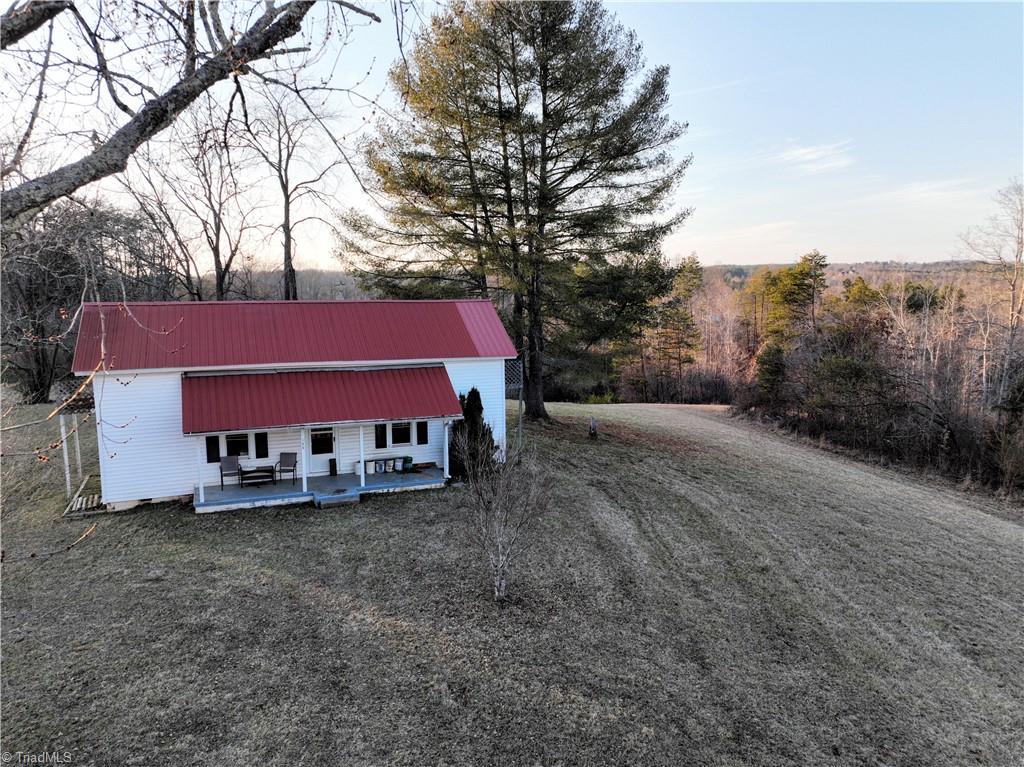 144 Freeman Ridge Trail Pilot Mountain, NC 27041 - Photo 11 of 16 Gallery Image 11