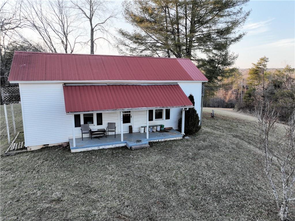 144 Freeman Ridge Trail Pilot Mountain, NC 27041 - Photo 14 of 16 Gallery Image 14