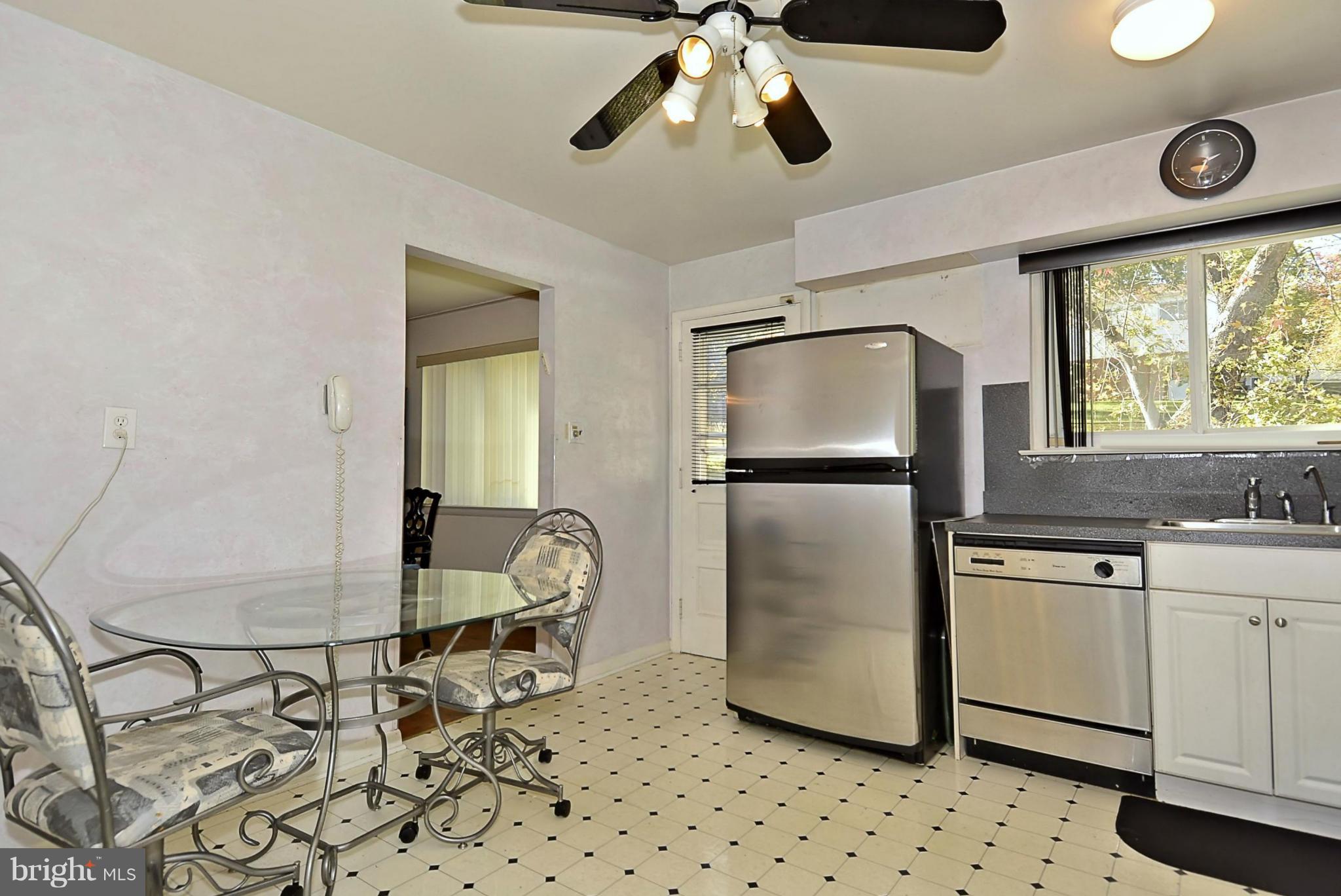 11612 Gilsan Street Silver Spring, MD 20902 - Photo 12 of 30 Kitchen