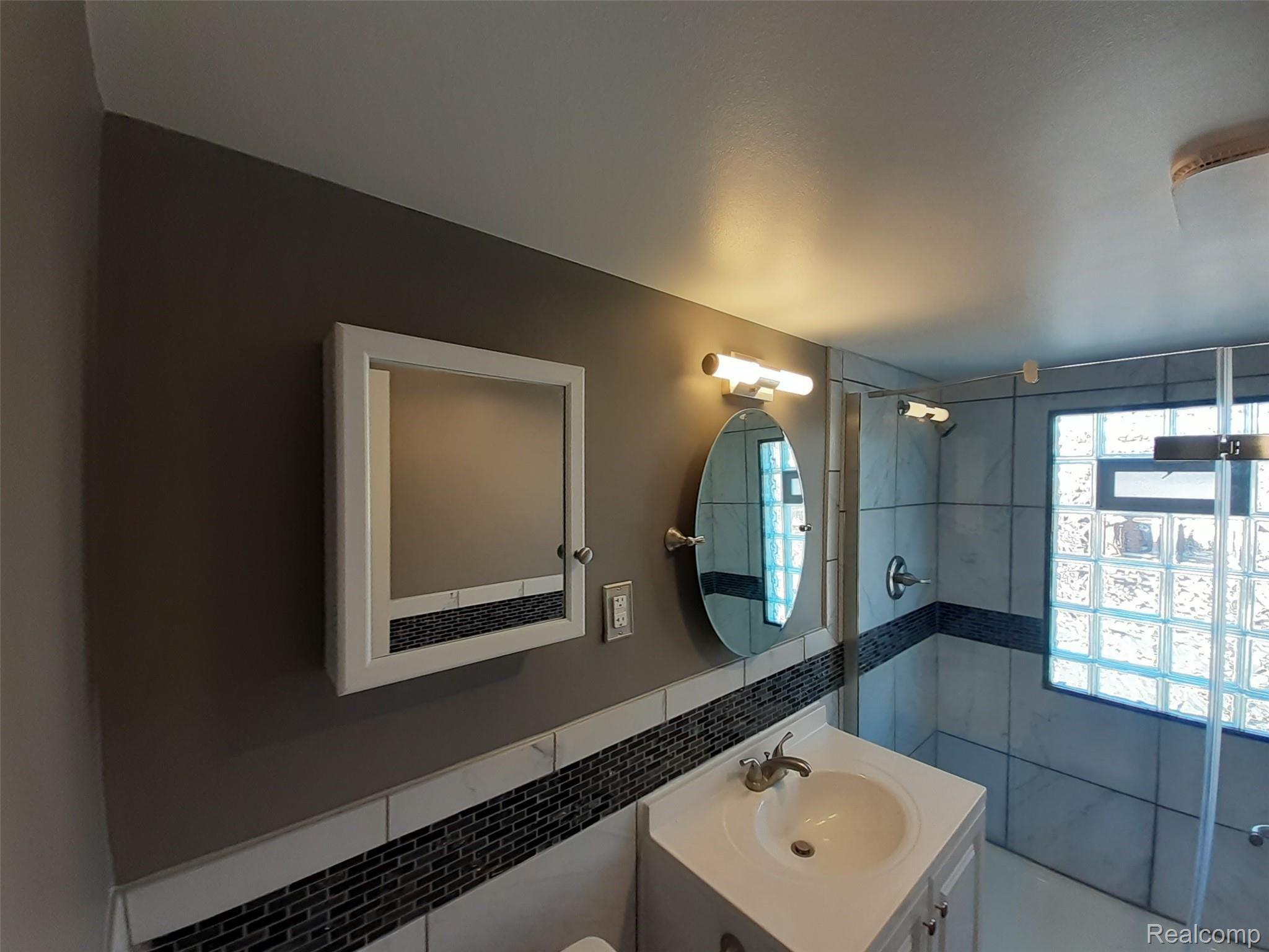 20115 Canterbury Road Detroit, MI 48221 - Photo 26 of 38 20200221_131733.jpg