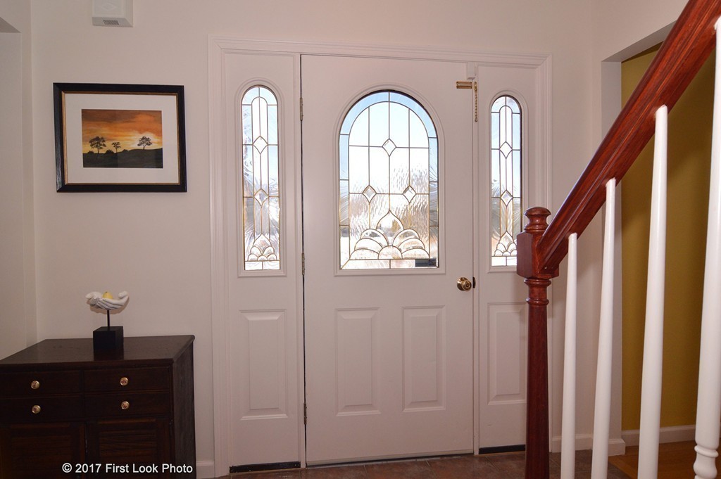 28 Lorine Road Attleboro, MA 02703 - Photo 6 of 30 Gallery Image 6