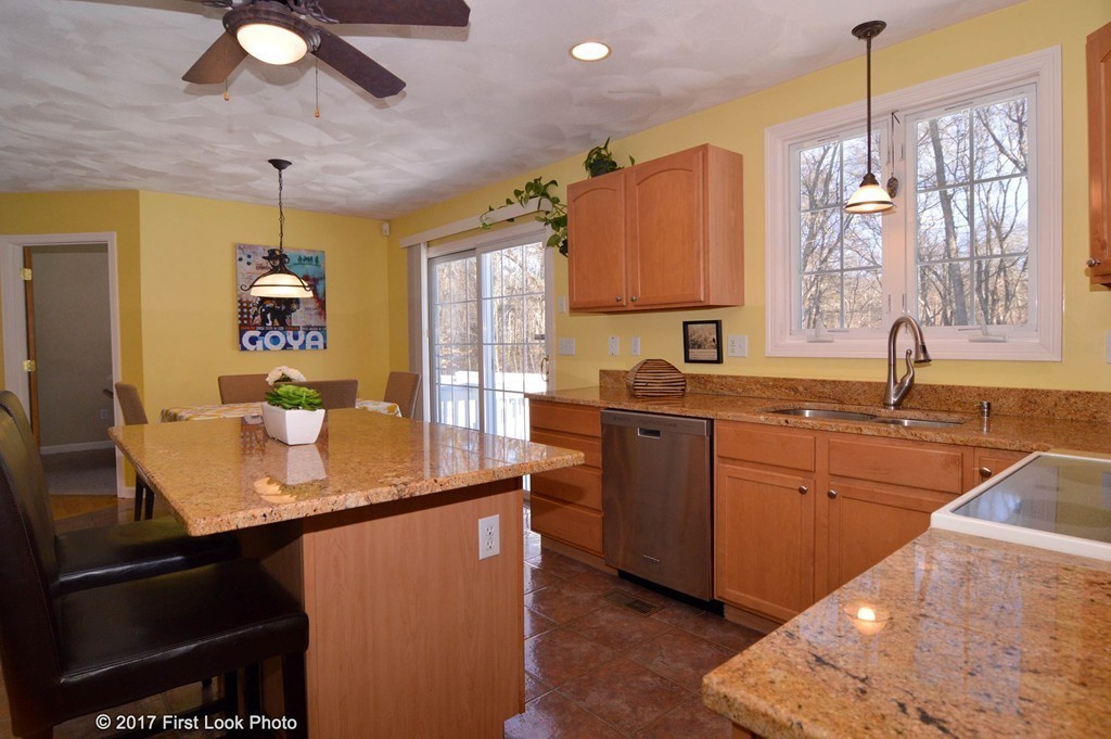 28 Lorine Road Attleboro, MA 02703 - Photo 8 of 30 Gallery Image 8