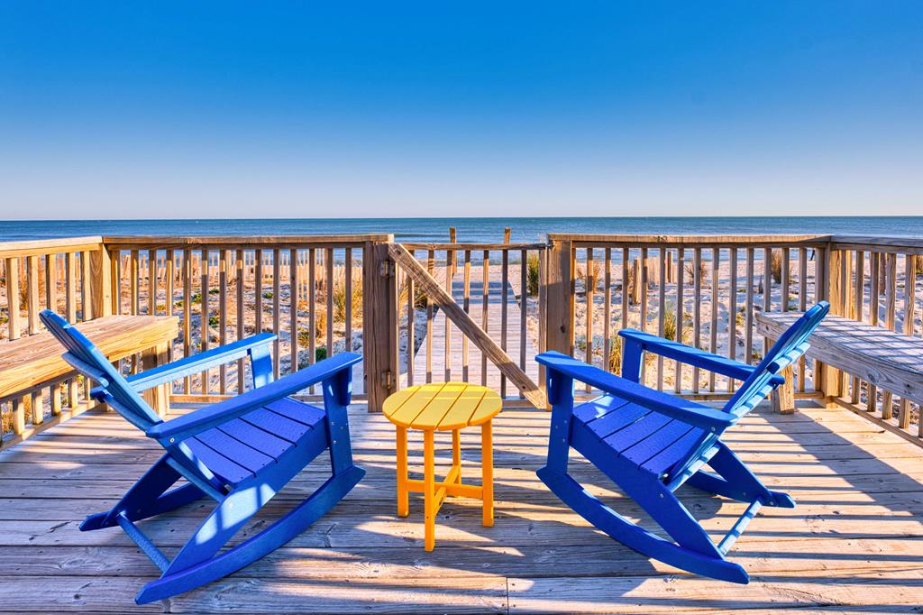 1940 Nautilus Road St. George Island, FL 32328 - Photo 30 of 65