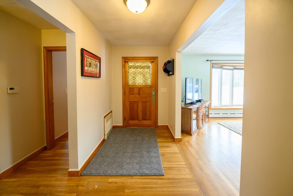 106 Greenwich Road Ware, MA 01082 - Photo 6 of 22