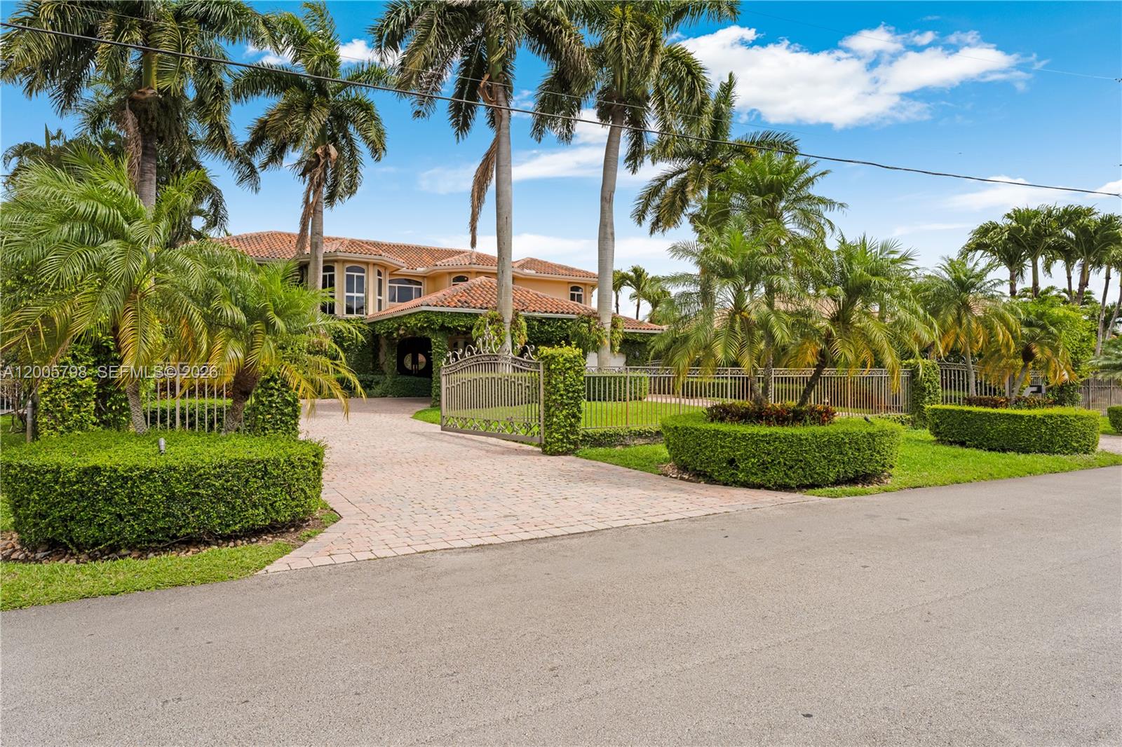 11071 Southwest 28th Street Miami, FL 33165 - Photo 66 of 78