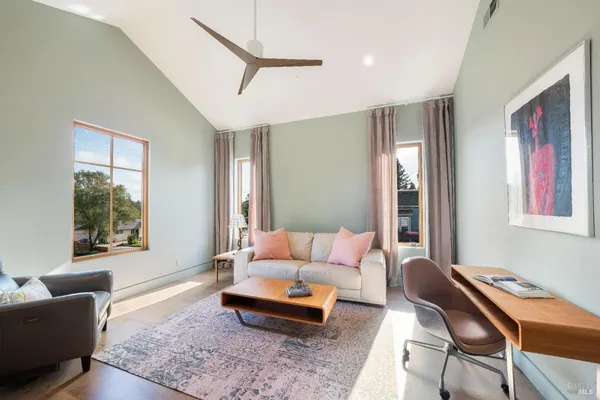$5,400,000 | 991 Grove Street, Healdsburg, CA 95448