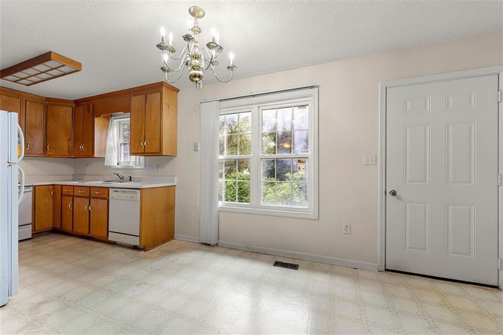 1480 East Broad Street Athens, GA 30601 - Photo 3 of 14