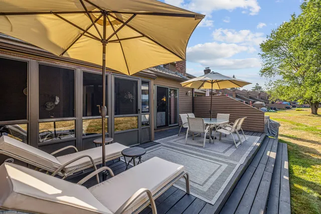 $849,900 | 35 Manor Estates Drive, Unit 14, Bristol, NH 03222