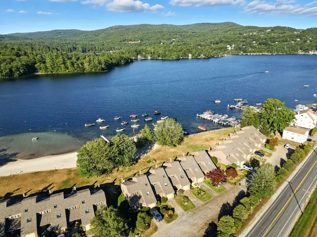 $849,900 | 35 Manor Estates Drive, Unit 14, Bristol, NH 03222