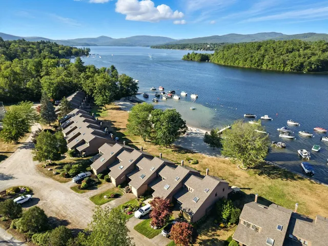 $849,900 | 35 Manor Estates Drive, Unit 14, Bristol, NH 03222