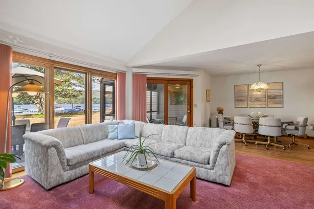 $849,900 | 35 Manor Estates Drive, Unit 14, Bristol, NH 03222