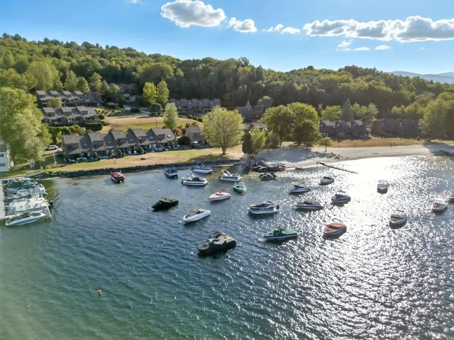 $849,900 | 35 Manor Estates Drive, Unit 14, Bristol, NH 03222