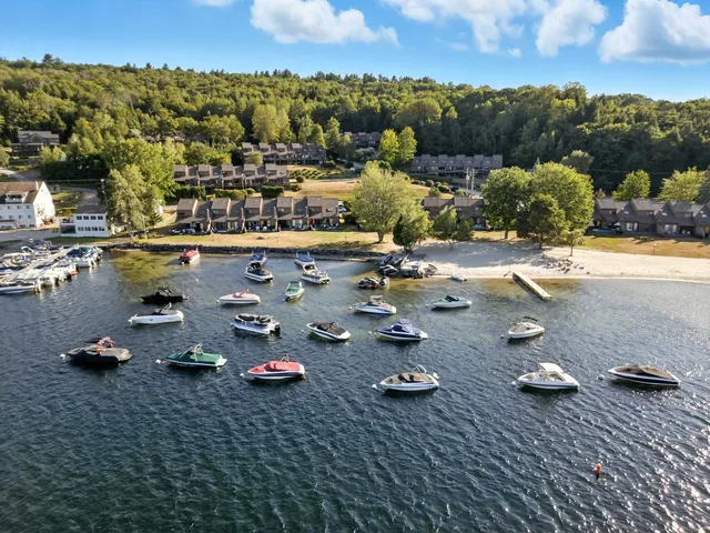 $849,900 | 35 Manor Estates Drive, Unit 14, Bristol, NH 03222