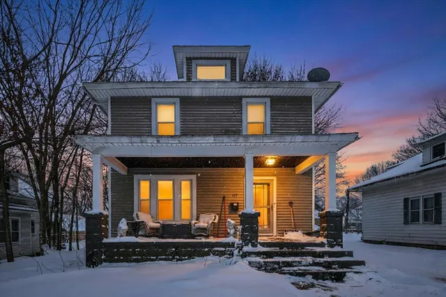 $190,000 | 117 Charles Court, Buchanan, MI 49107