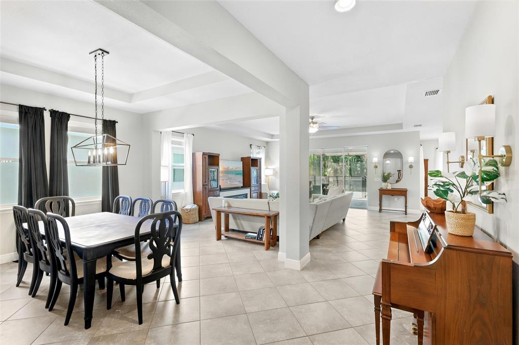 15313 Trinity Fall Way Bradenton, FL 34212 - Photo 3 of 41