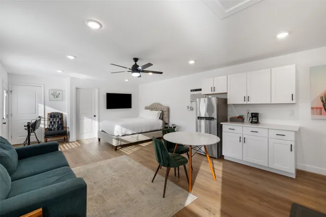 $3,700 | 5519 Hiline Road, Austin, TX 78734