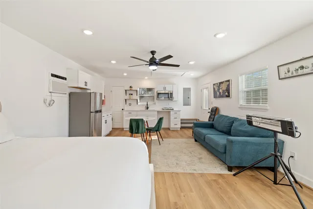 $3,700 | 5519 Hiline Road, Austin, TX 78734