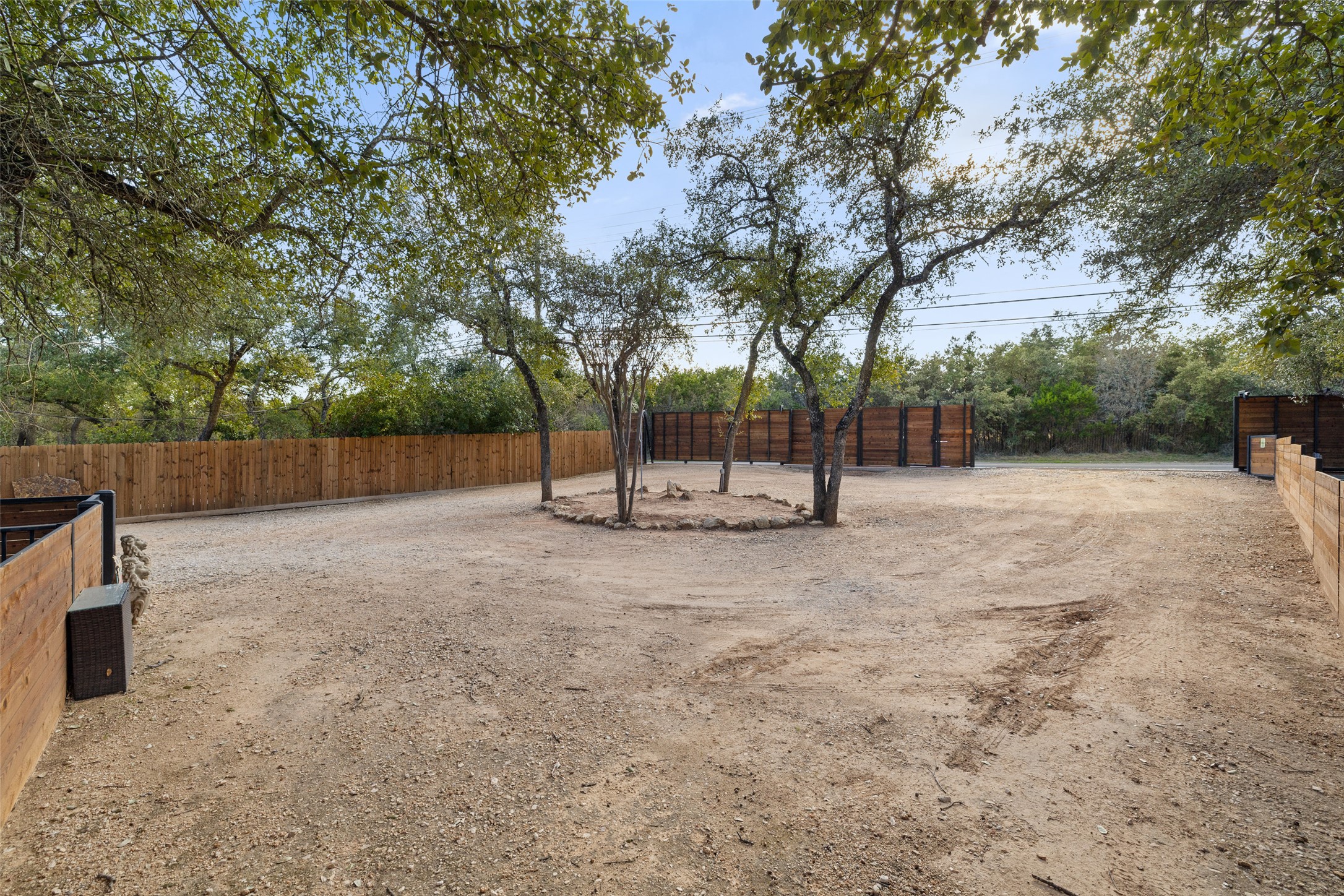 5519 Hiline Road Austin, TX 78734 - Photo 5 of 40 View of parking area
