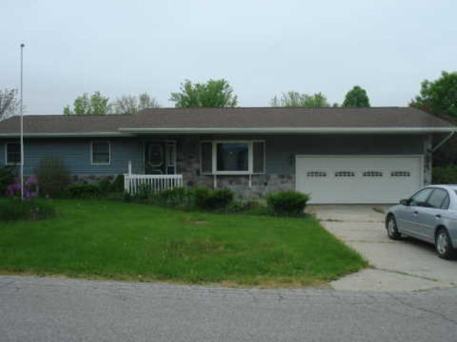 602 Spring Street Fremont, IN 46737 - Photo 1 of 9