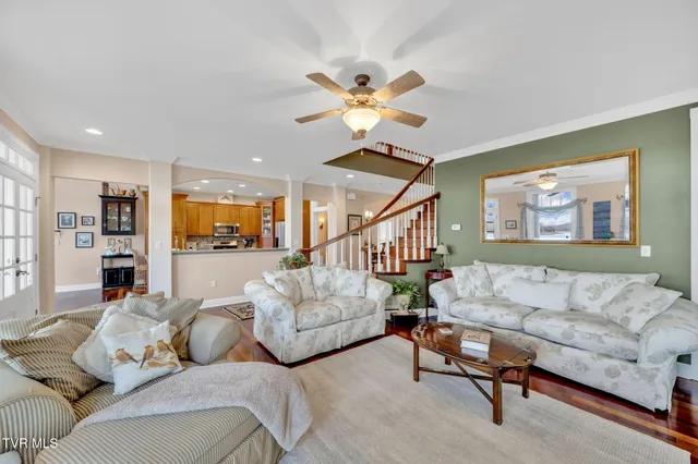 $1,325,000 | 471 Chelaque Way, Mooresburg, TN 37811