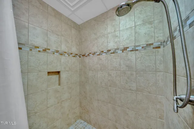 $1,325,000 | 471 Chelaque Way, Mooresburg, TN 37811