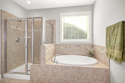 $699,000 | 2204 Stillness Pond Lane, Apex, NC 27539