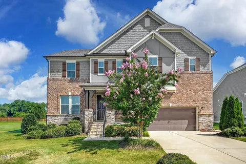 $699,000 | 2204 Stillness Pond Lane, Apex, NC 27539