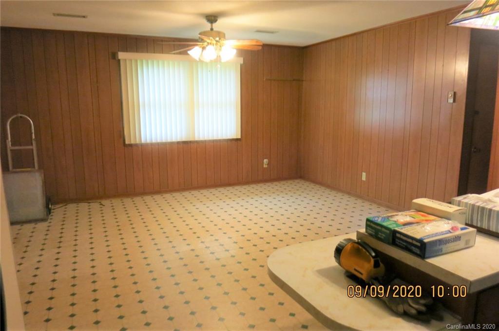 4192 County Home Road Conover, NC 28613 - Photo 8 of 39 Gallery Image 8