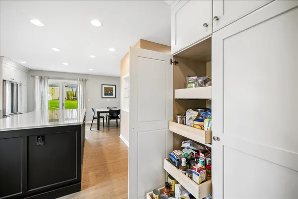 $939,000 | 1944 Beverly Lane, Buffalo Grove, IL 60089