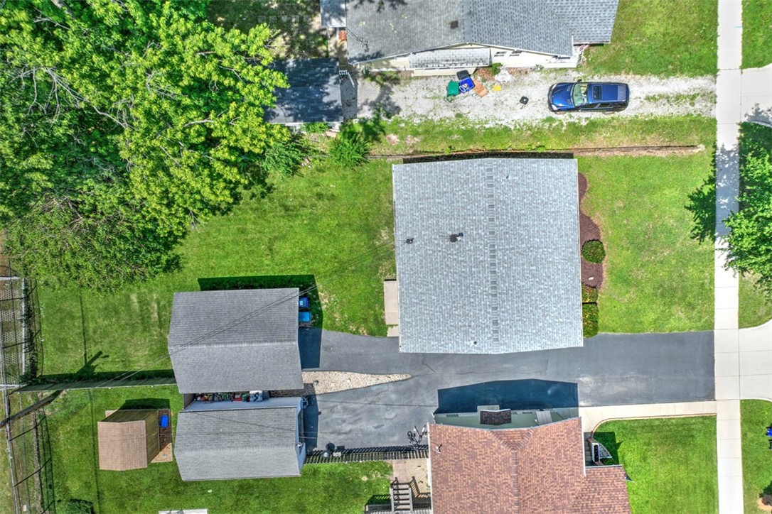 1135 East Johns Avenue Decatur, IL 62521 - Photo 5 of 23