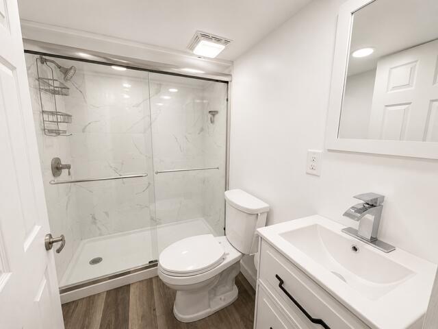 7405 Sheridan Road Kenosha, WI 53143 - Photo 14 of 18 bath lower