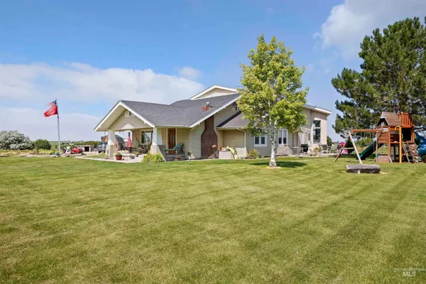 $1,050,000 | 1950 East 3700 North, Filer, ID 83328