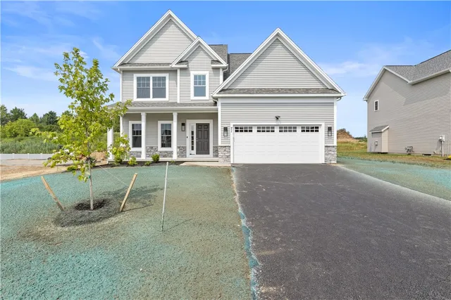 $540,850 | 3 Chatwood Lane, Henrietta, NY 14467