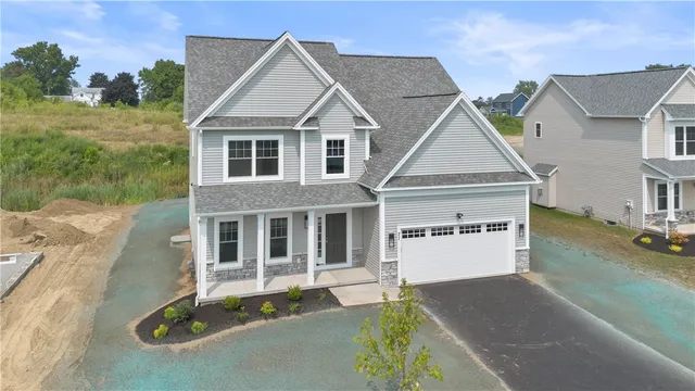 $540,850 | 3 Chatwood Lane, Henrietta, NY 14467