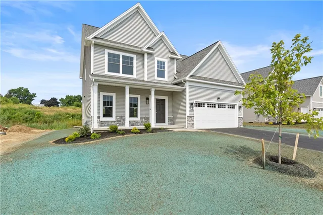 $540,850 | 3 Chatwood Lane, Henrietta, NY 14467