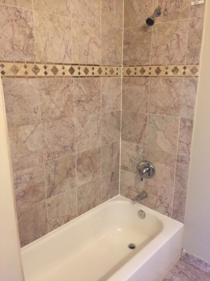 4041 South Calumet Avenue Chicago, IL 60653 - Photo 13 of 38