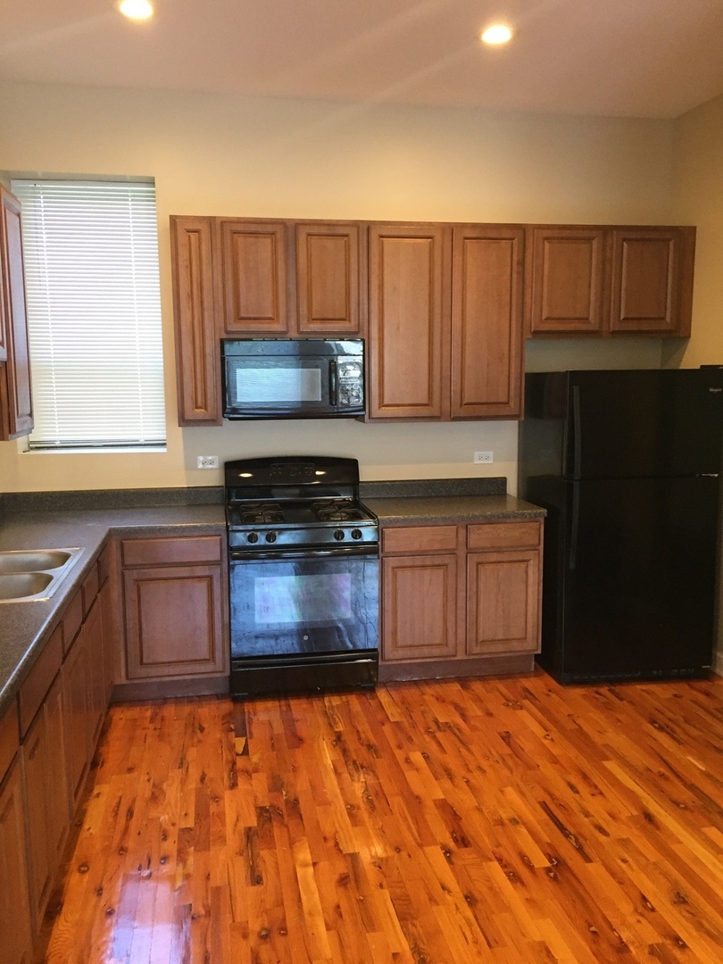 4041 South Calumet Avenue Chicago, IL 60653 - Photo 23 of 38