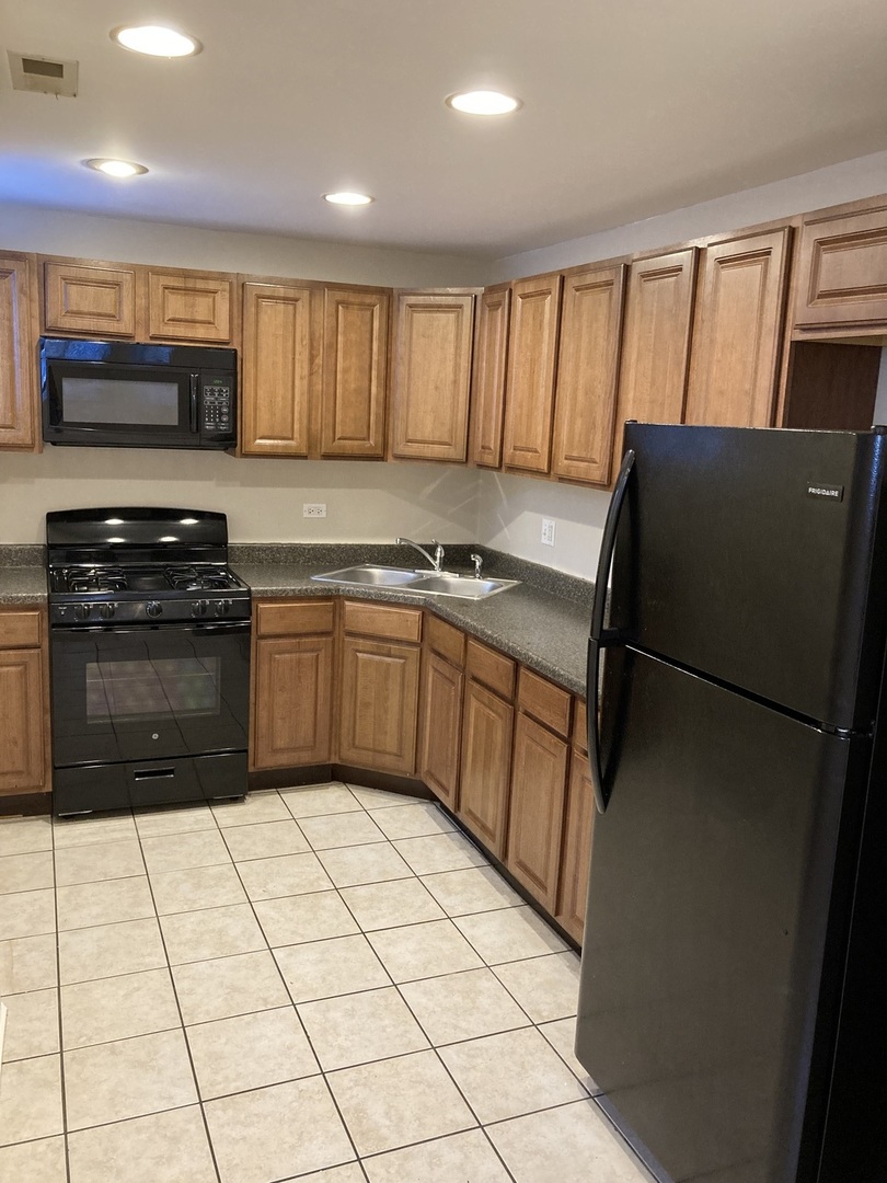 4041 South Calumet Avenue Chicago, IL 60653 - Photo 33 of 38