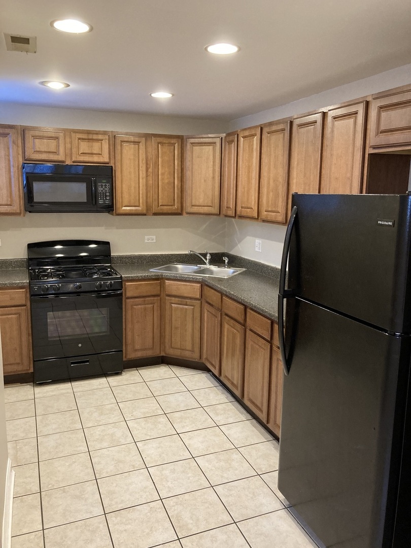 4041 South Calumet Avenue Chicago, IL 60653 - Photo 34 of 38