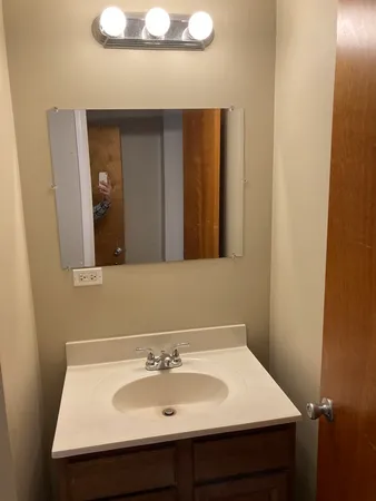 $889,000 | 4041 South Calumet Avenue, Chicago, IL 60653