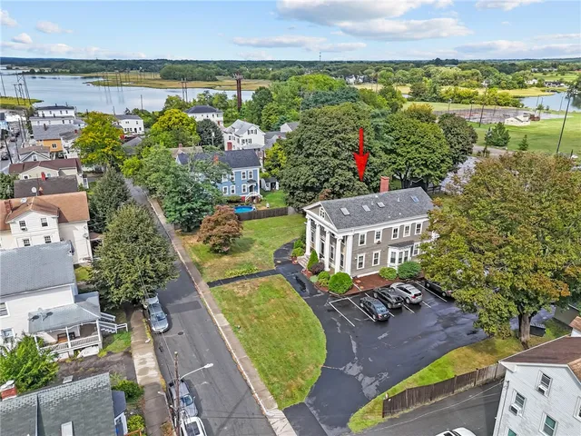 $1,250,000 | 21 Federal Street, Warren, RI 02885