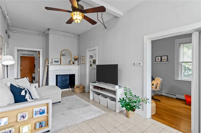 $1,250,000 | 21 Federal Street, Warren, RI 02885