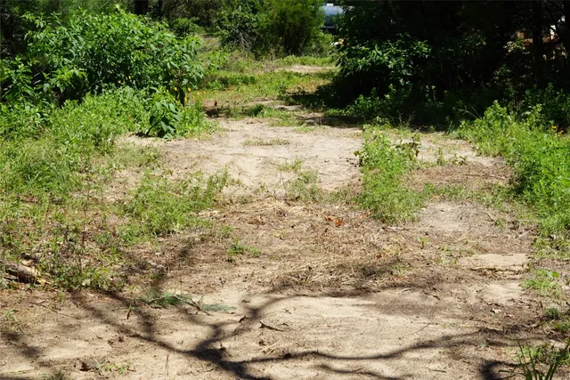 $290,000 | 5548 County Road 322, Rockdale, TX 76567