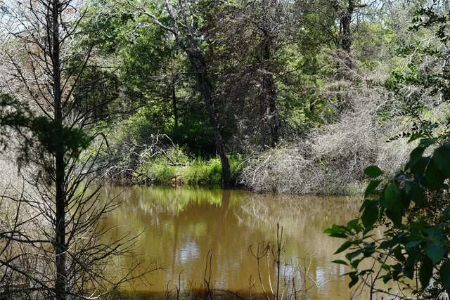 $290,000 | 5548 County Road 322, Rockdale, TX 76567