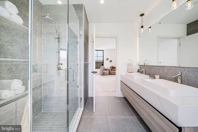 $1,395,000 | 2903 Newark Street Northwest, Washington, DC 20008