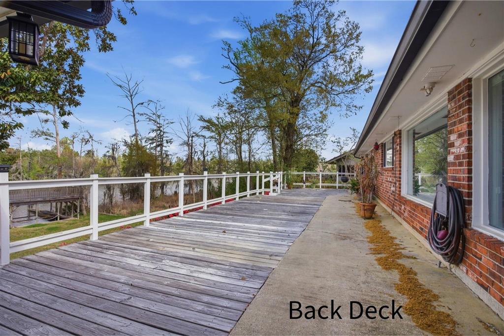 1024 Hollis Road Westlake, LA 70669 - Photo 2 of 35