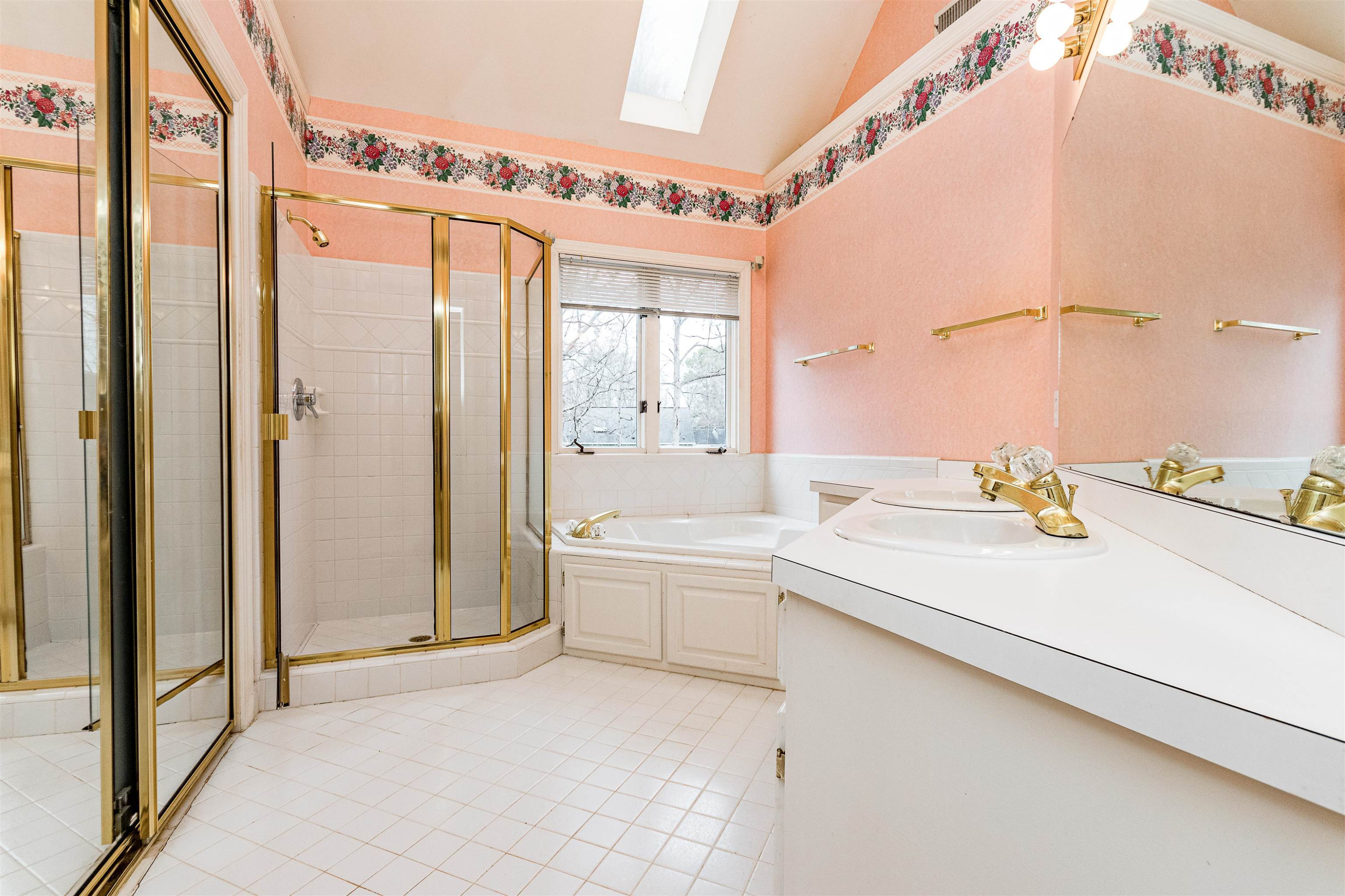 7913 Laurel Mountain Road Raleigh, NC 27613 - Photo 20 of 30 Master Bath