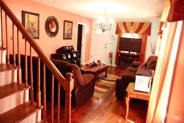 36 Barber Street, Unit 36 Springfield, MA 01109 - Photo 5 of 12 Gallery Image 5