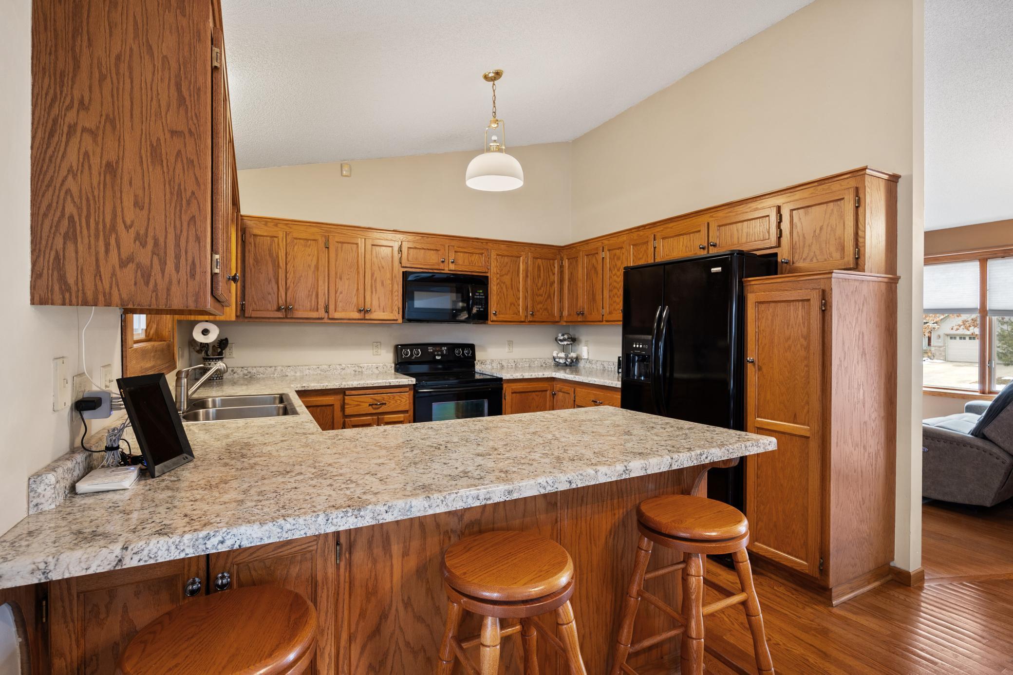 553 Hawthorn Road Circle Pines, MN 55014 - Photo 12 of 42