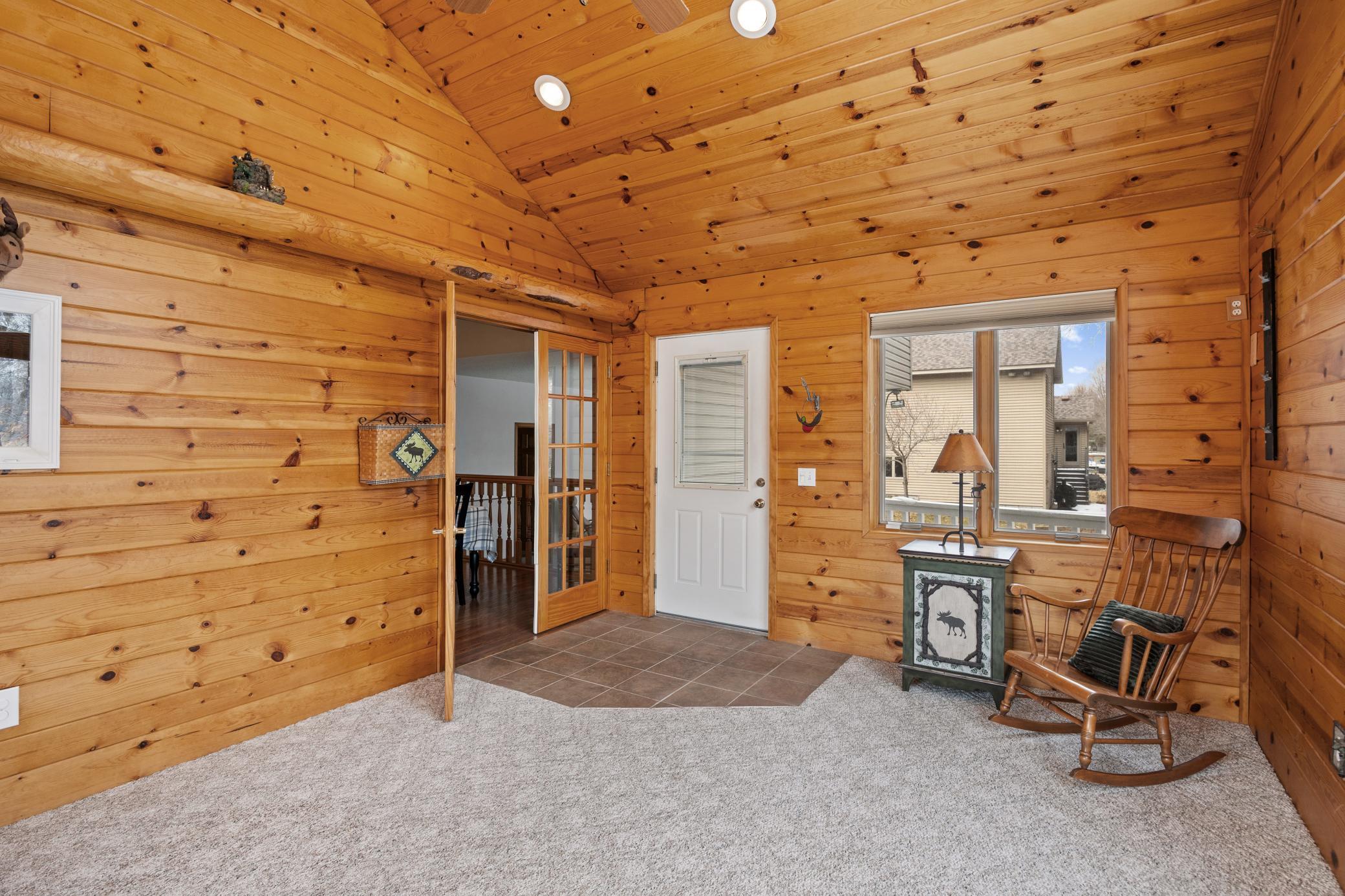 553 Hawthorn Road Circle Pines, MN 55014 - Photo 17 of 42